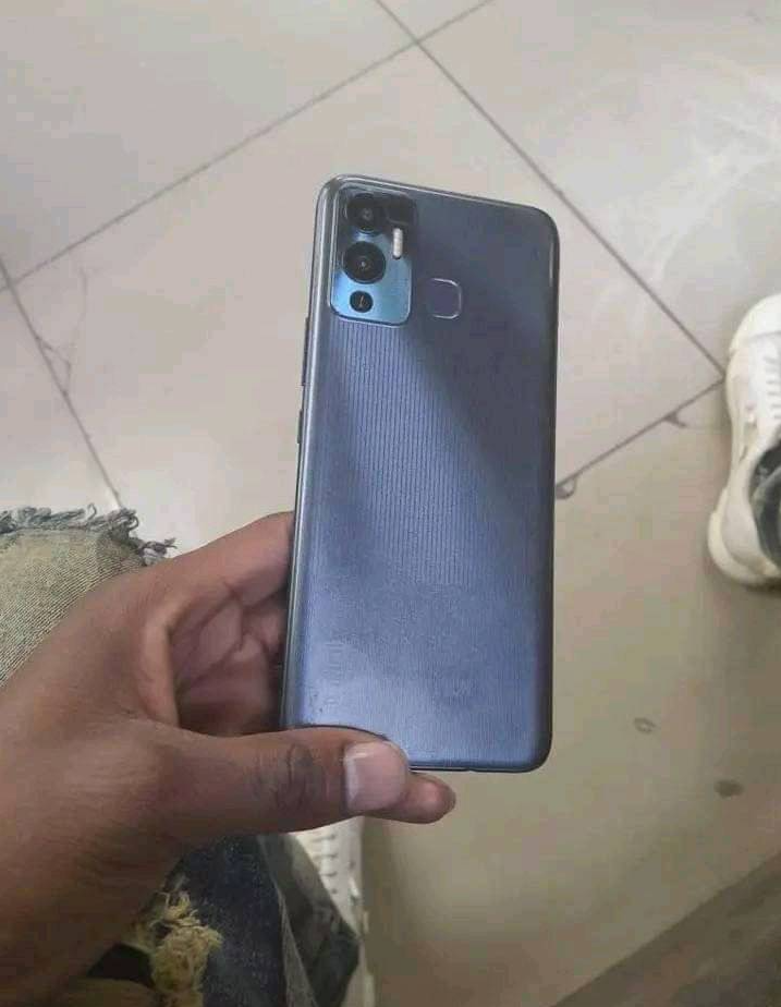 Infinix hot 12play