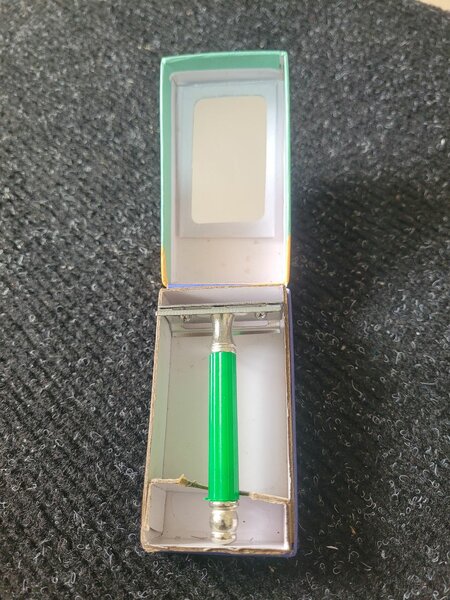 Safety Razor