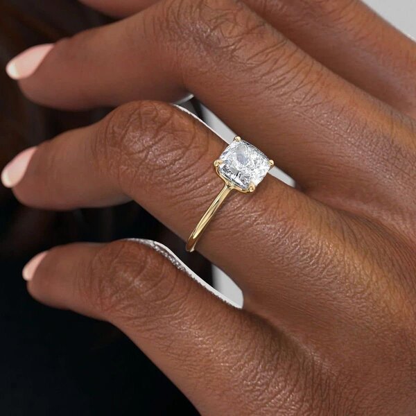 Bague solitaire en or plaqué