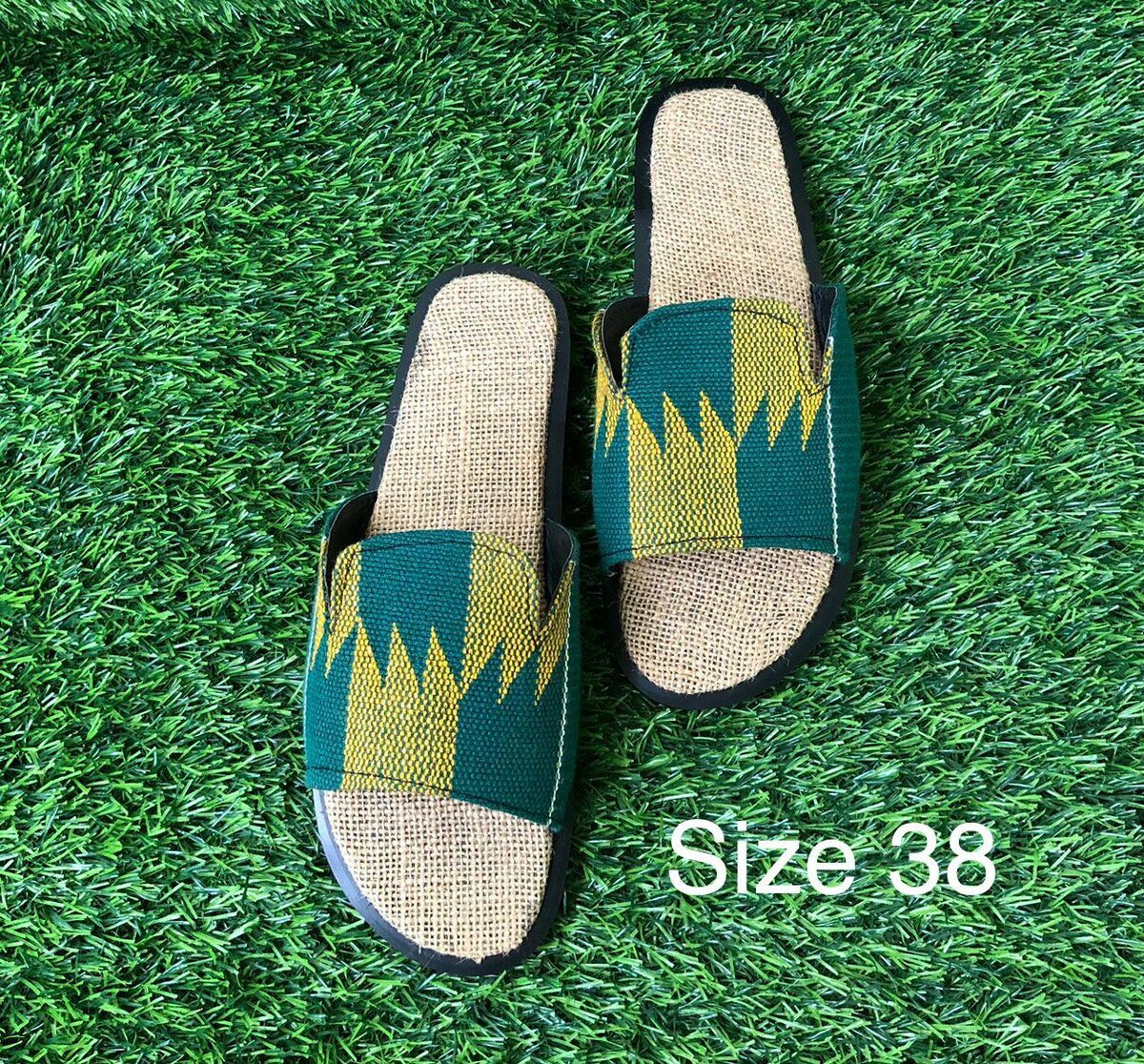 Ladies slippers