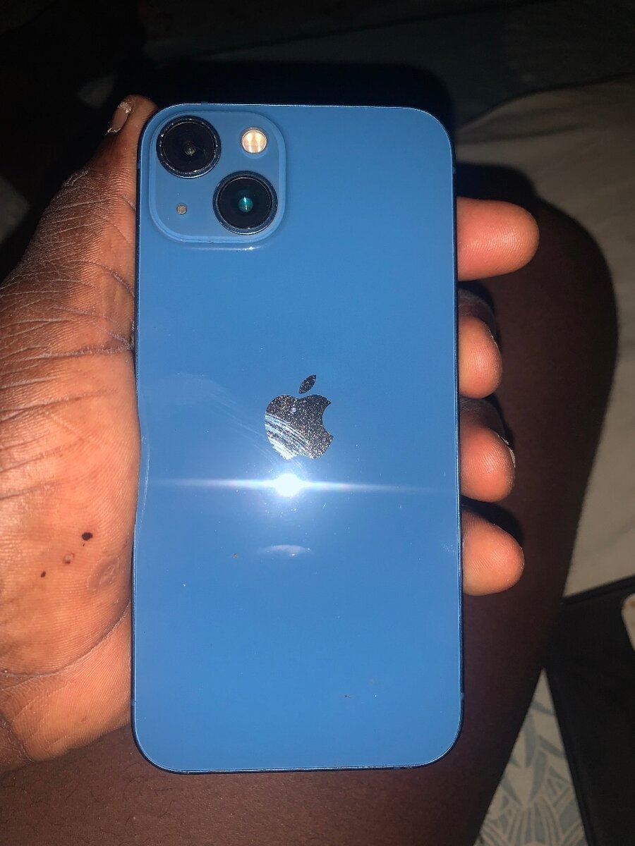 iPhone 13
