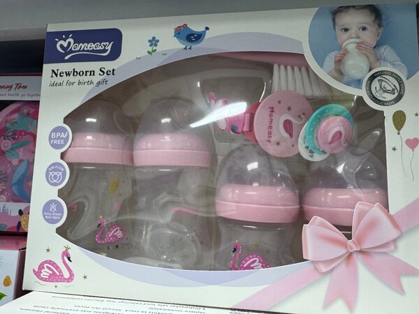 Feeding bottle