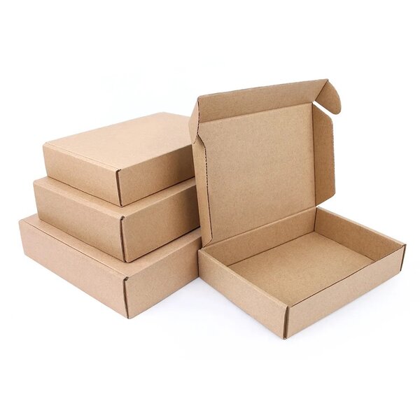 Boîtes d'expédition en carton