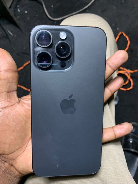 iPhone 15 Pro Max