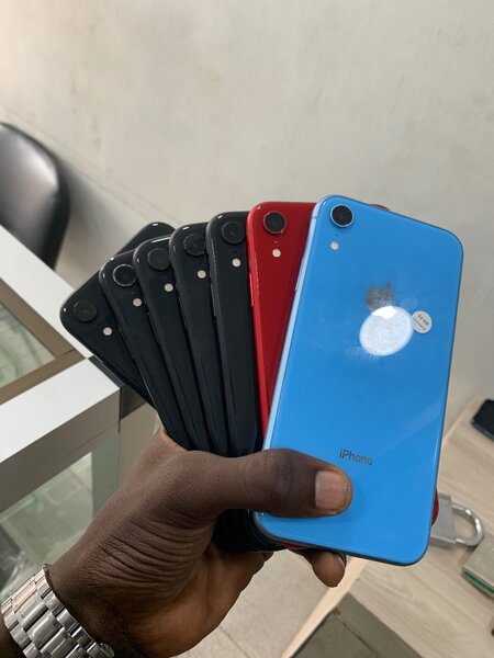 iPhone XR