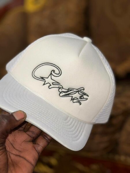 Chapeau