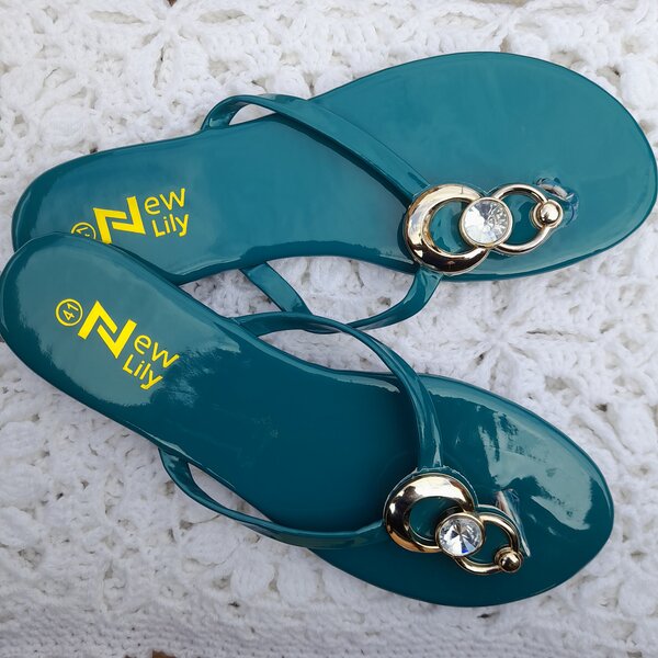 Ladies flip flop