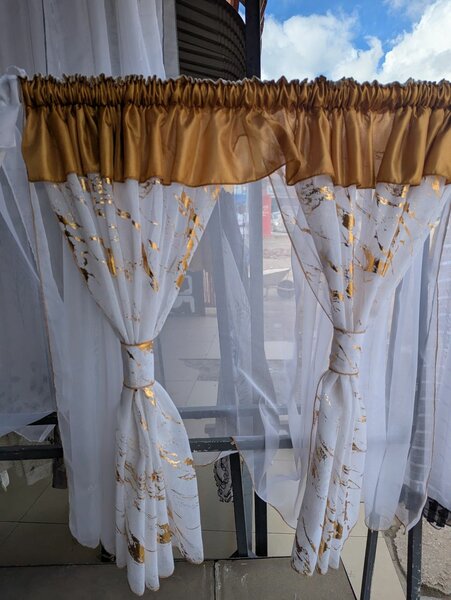 Kitchen curtain