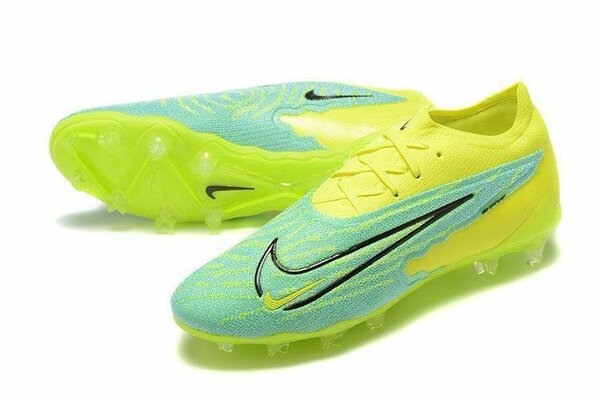 PAIRE DE MAGRE NIKE