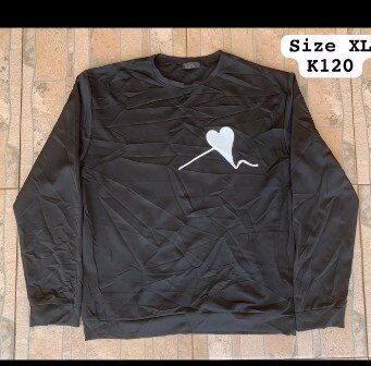 sweatshirt