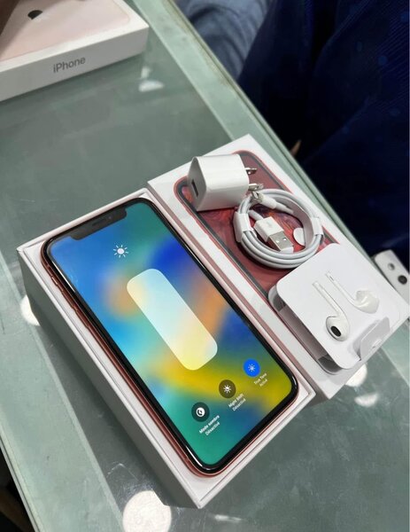 iPhone XR Rouge Neuf