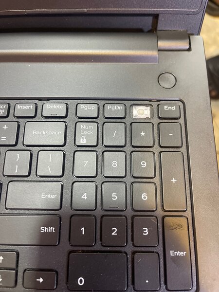 Dell Latitude 3560