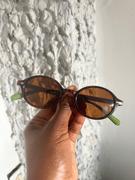 Lunettes de soleil élégantes