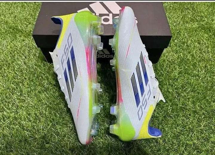 Chaussures de Foot Performantes