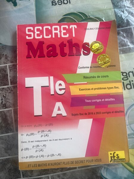 Livre Maths Tle A - Secret