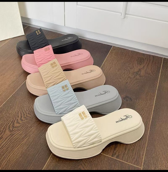 Slippers