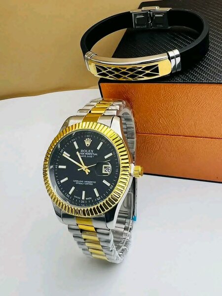 Montre Lacoste