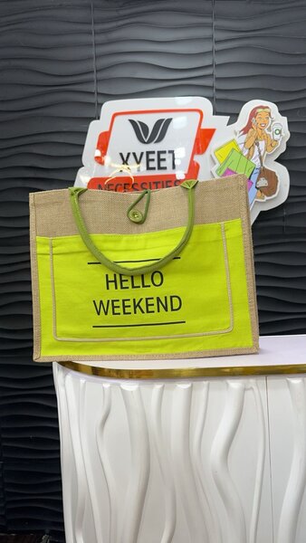 Tote bag