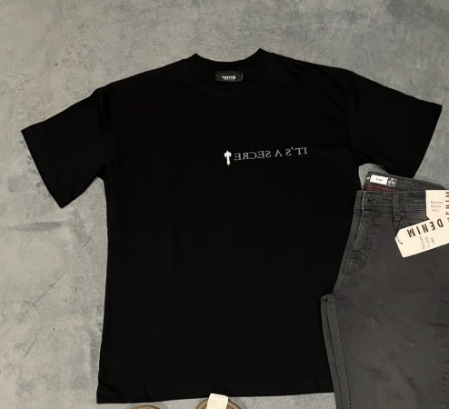 T-shirt size XL