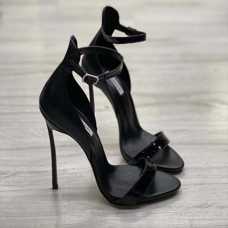 HEELS