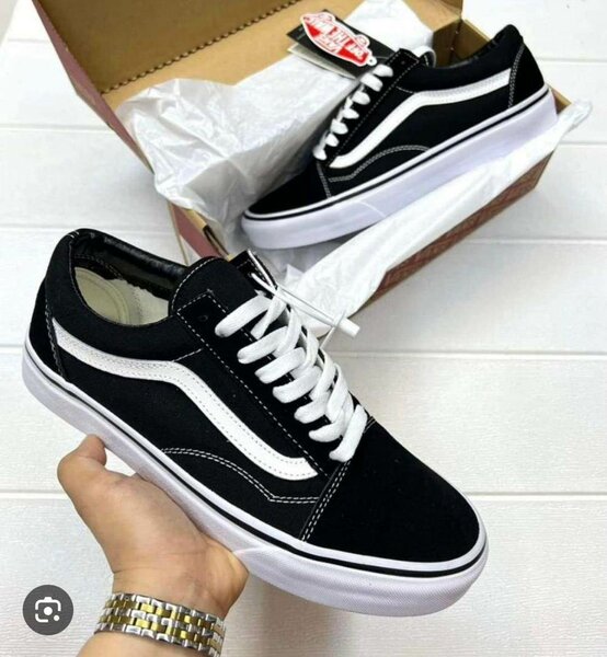 Chaussures Sneakers Noires