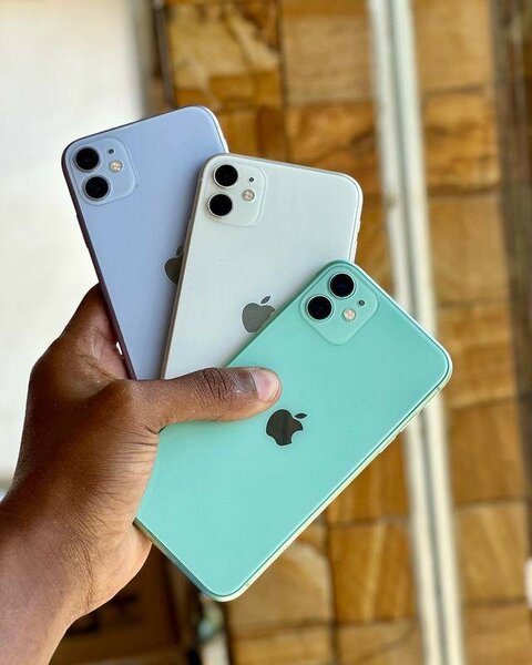 Pre owned iPhone 12