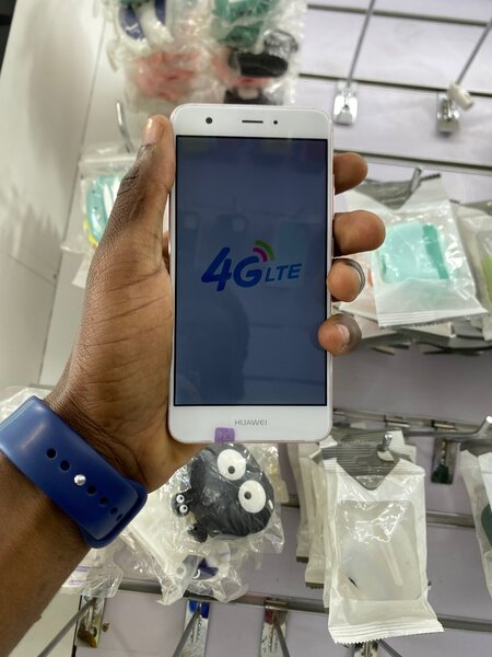 Huawei nova