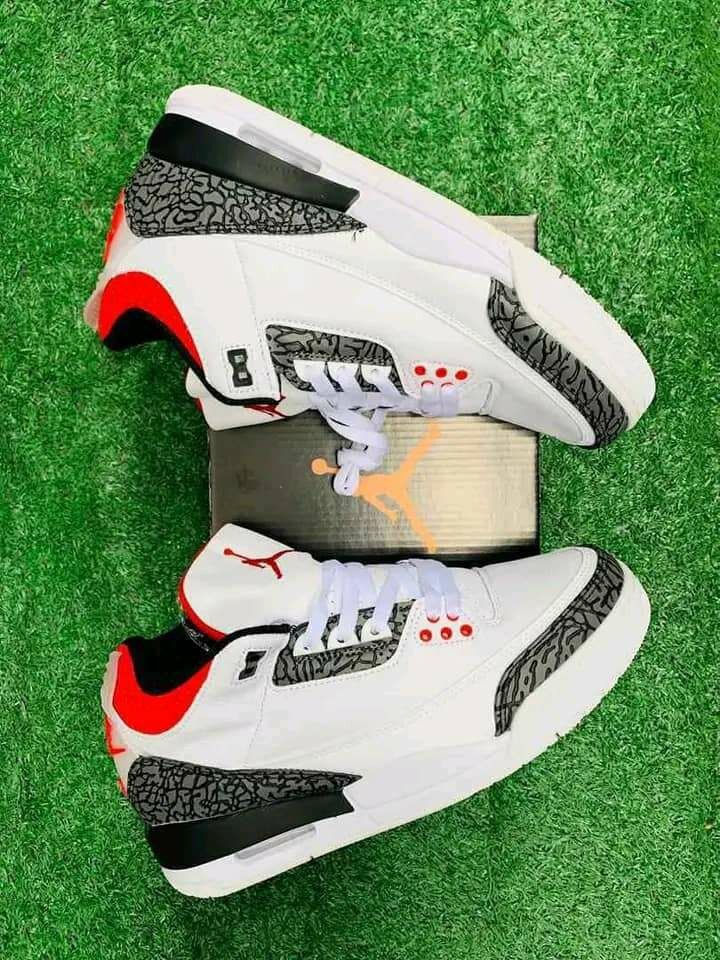 Jordan 4