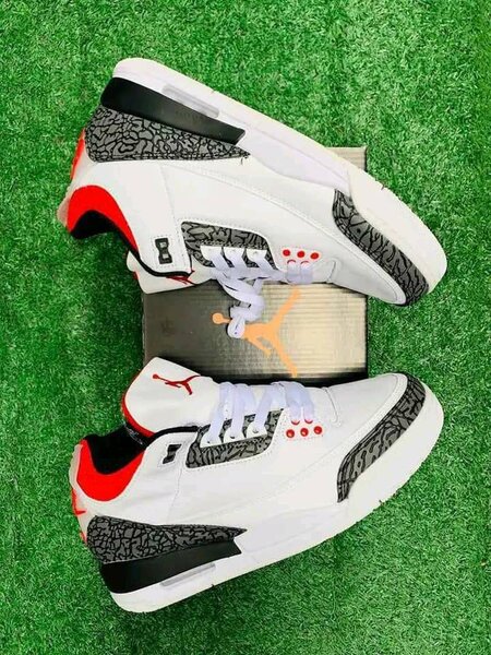 Jordan 4