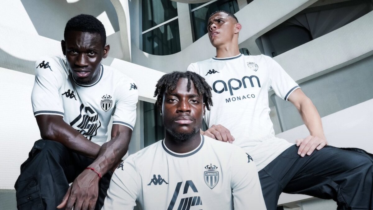 Monaco extérieur 24/25