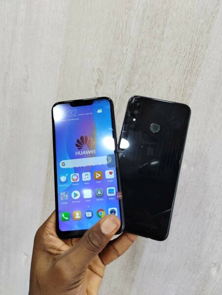 Huawei nova 3i
