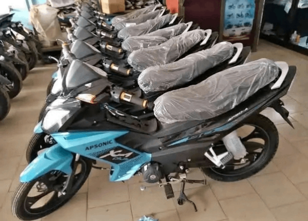 Moto sportive Apsonic