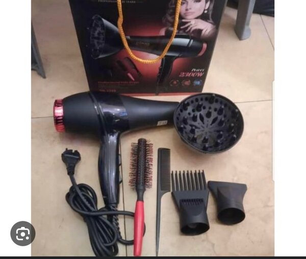 Hair dryer