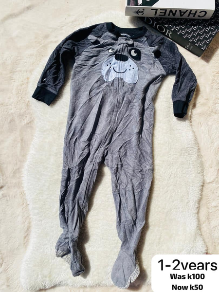 Romper gris