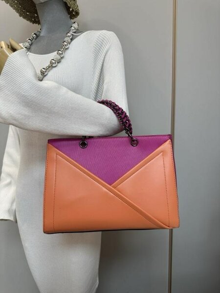 Preda handbag