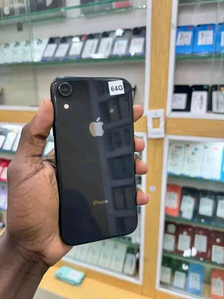 iPhone 64GB Noir Débloqué