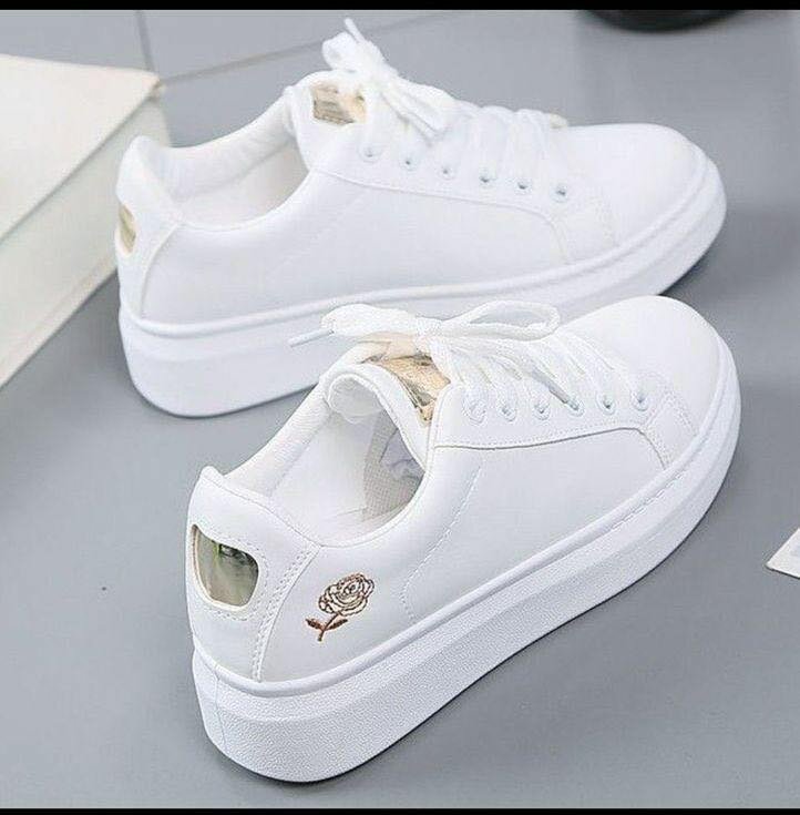 Sneaker