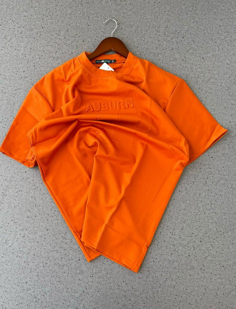 Round neck