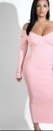 Robe ajustée avec épaules ouvertes et décolleté profond rose