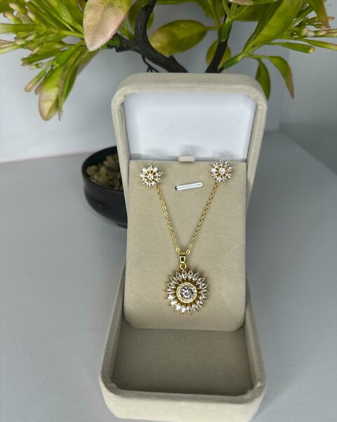 Necklace Set 