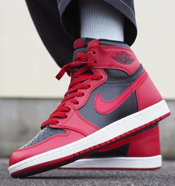 Air Jordan 1