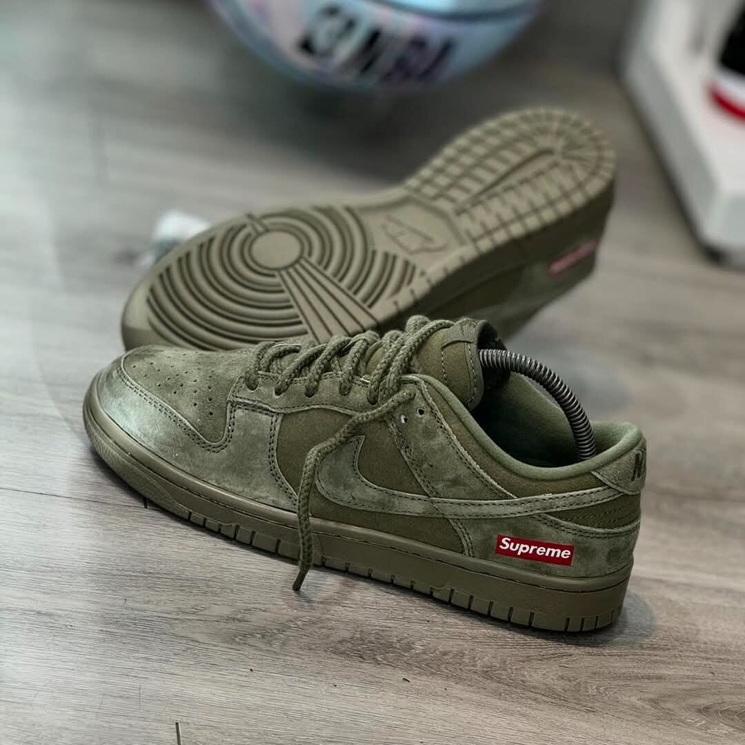 Nike sb Suede Olive Supreme