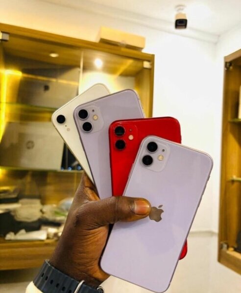 iPhone 11