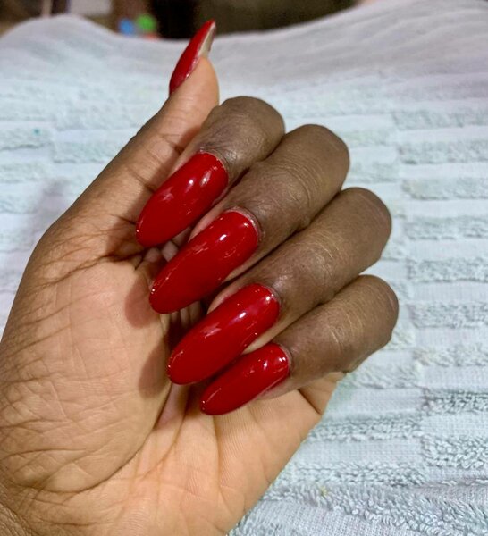 Acrylic nails