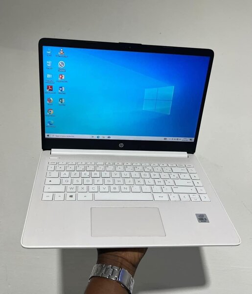 HP Laptop 14s CORE i5 ~ 10ème gen| RAM 8Go DDR4 - SSD 512Go - ECRAN 14 Pouce
