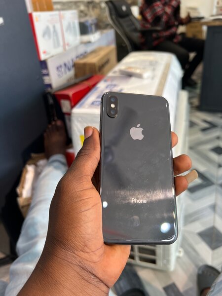iPhone X