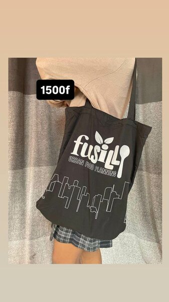 Tote bags