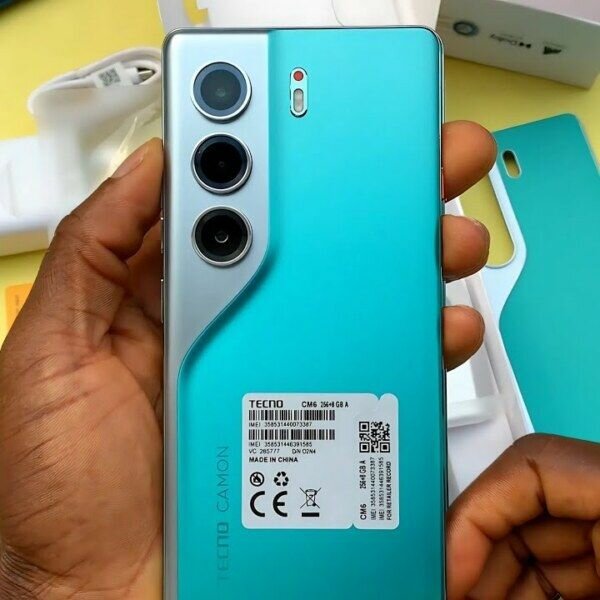 TECNO CAMON 40 PRO