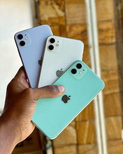 IPHONE 11 64GB
