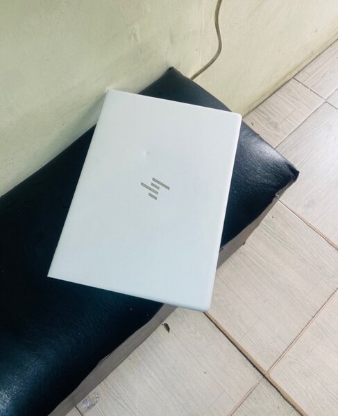Hp elitebook 830 G5